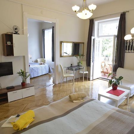 Peter'S Home Budapest Bilik gambar