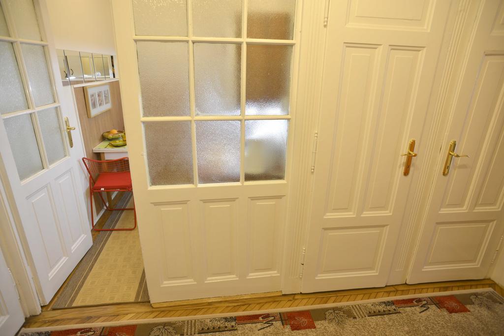 Peter'S Home Budapest Bilik gambar